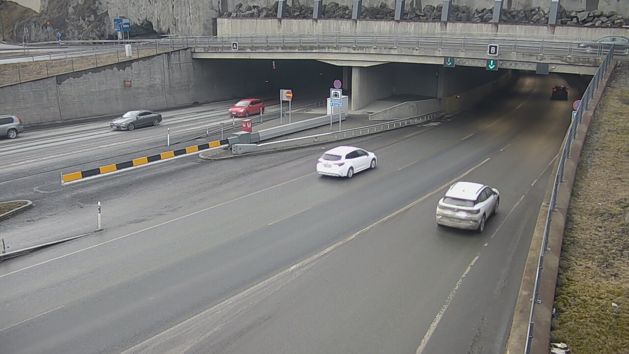 Kelikamerat Kuva Tie 12 Tampere, Rantatunneli puomi, itä, Tampere, Pirkanmaa