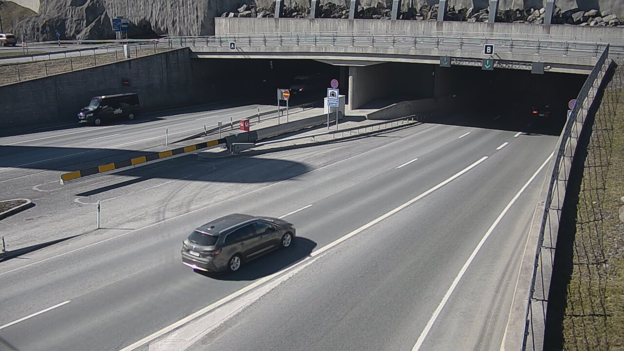 Kelikamerat Kuva Tie 12 Tampere, Rantatunneli puomi, itä, Tampere, Pirkanmaa