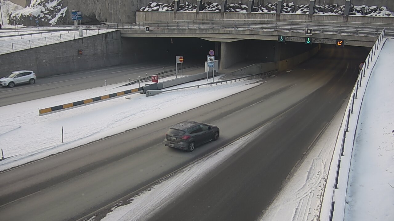 Weather Camera Image Väg 12 Tammerfors, Rantatunneli bom, öster, Tampere, Pirkanmaa