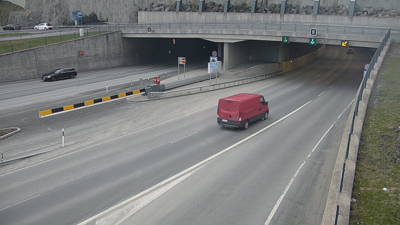 Weather Camera Image Väg 12 Tammerfors, Rantatunneli bom, öster, Tampere, Pirkanmaa