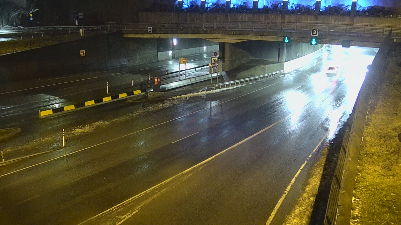 Weather Camera Image Väg 12 Tammerfors, Rantatunneli bom, öster, Tampere, Pirkanmaa