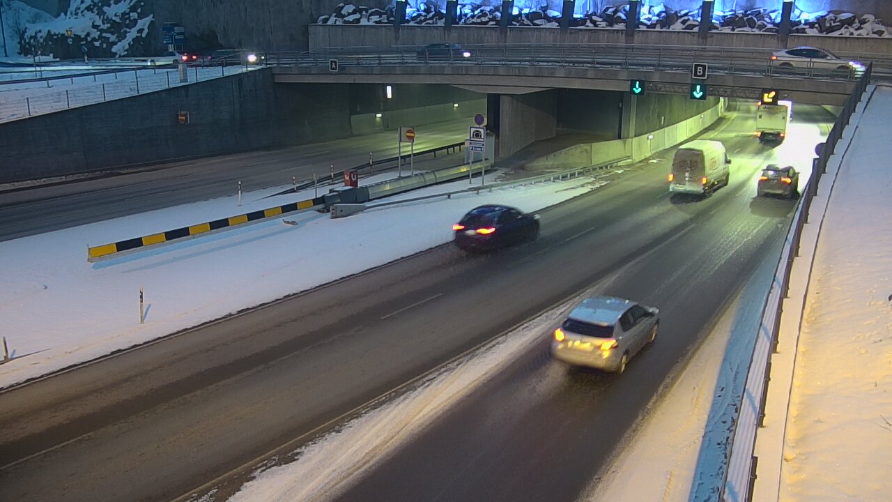 Kelikamerat Kuva Tie 12 Tampere, Rantatunneli puomi, itä, Tampere, Pirkanmaa