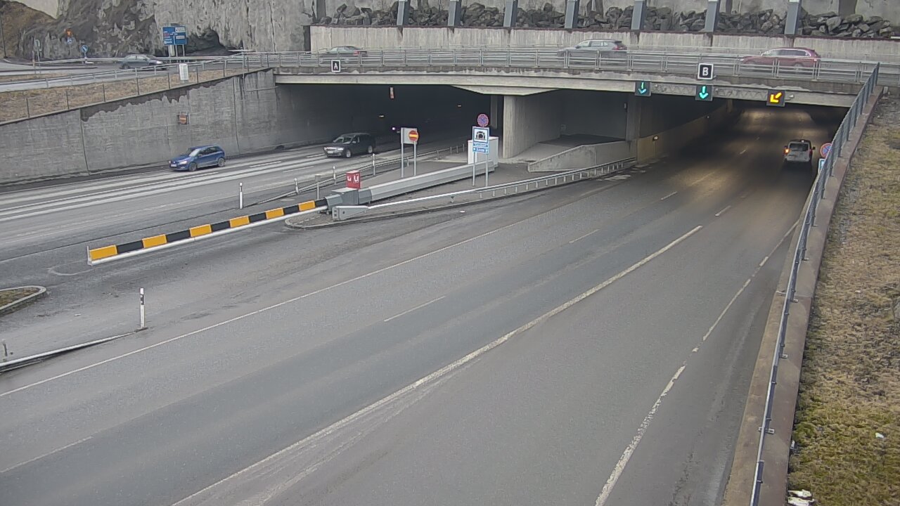 Kelikamerat Kuva Tie 12 Tampere, Rantatunneli puomi, itä, Tampere, Pirkanmaa