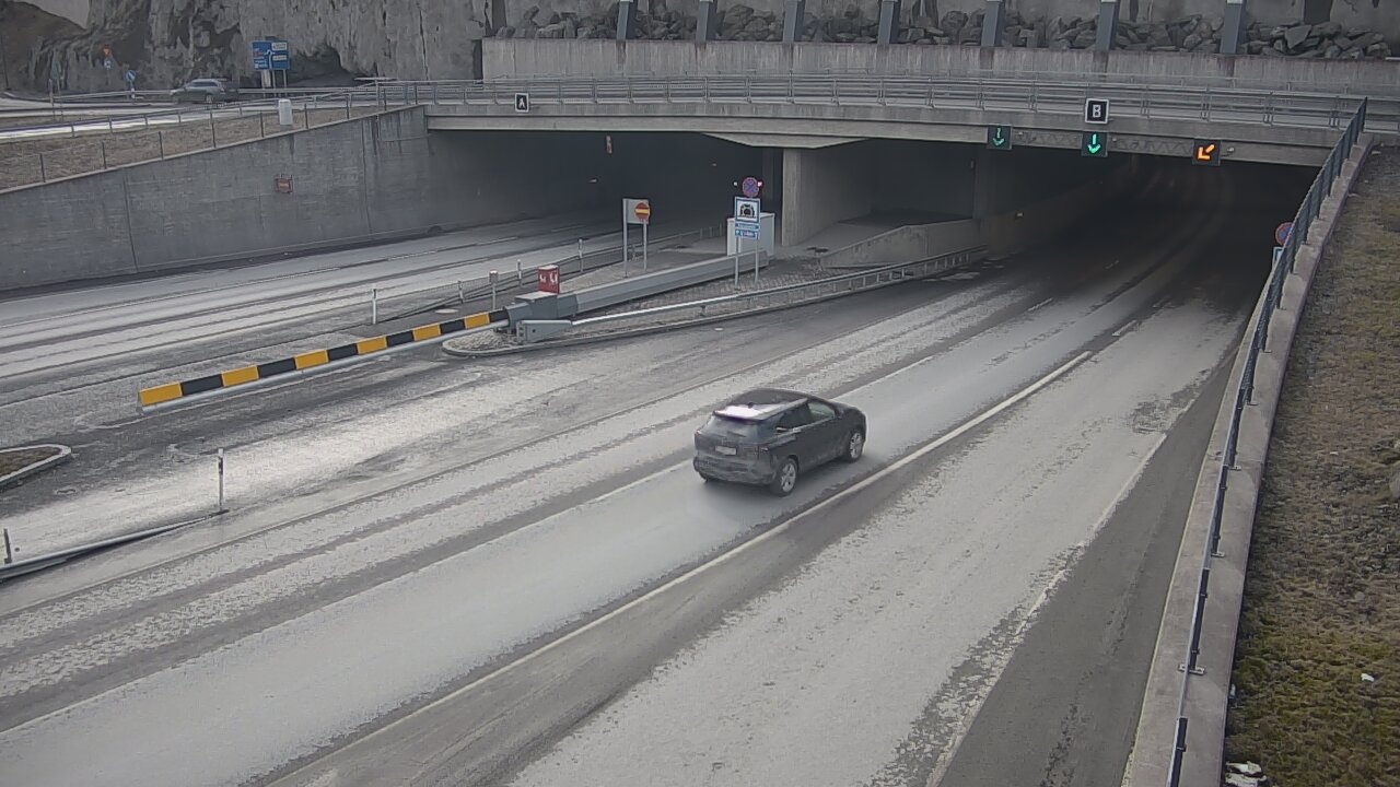 Kelikamerat Kuva Tie 12 Tampere, Rantatunneli puomi, itä, Tampere, Pirkanmaa