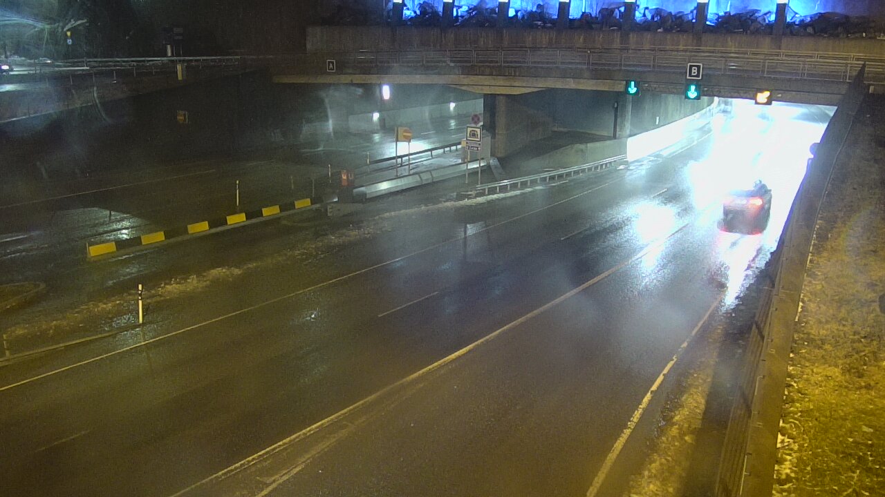 Weather Camera Image Väg 12 Tammerfors, Rantatunneli bom, öster, Tampere, Pirkanmaa