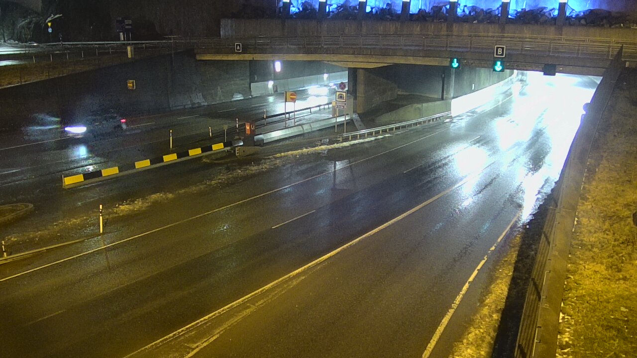 Weather Camera Image Väg 12 Tammerfors, Rantatunneli bom, öster, Tampere, Pirkanmaa