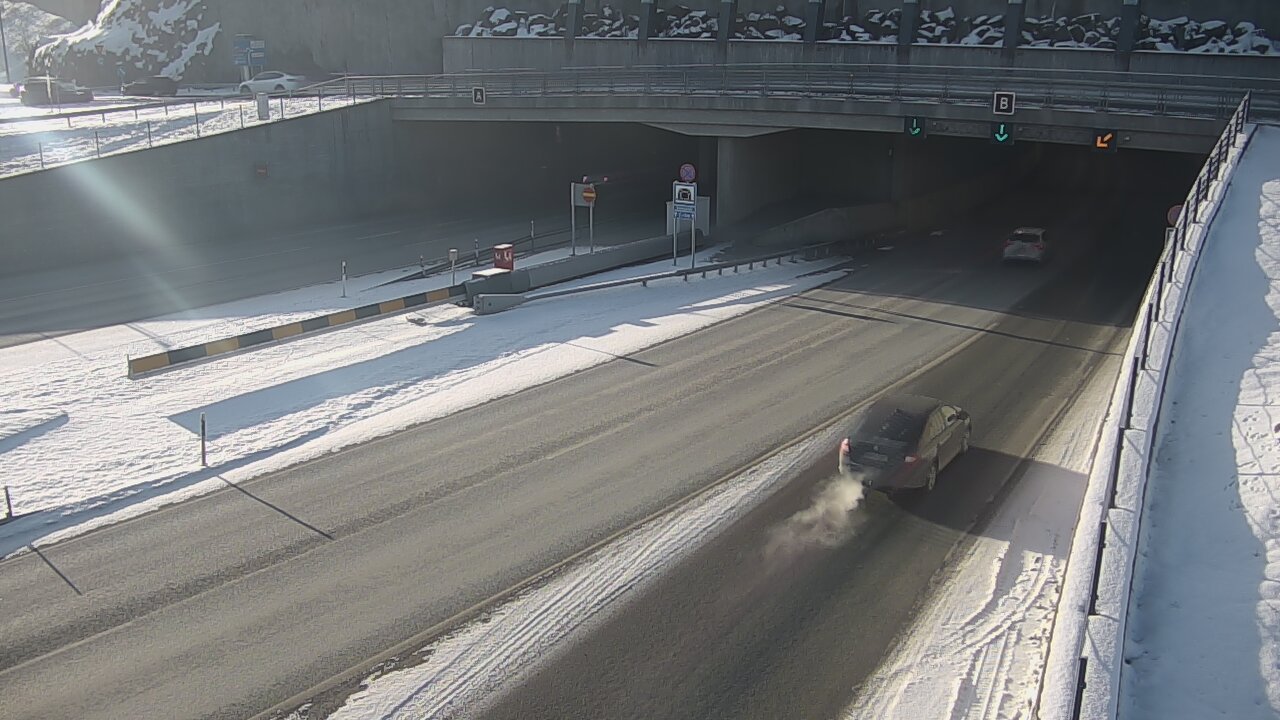 Weather Camera Image Väg 12 Tammerfors, Rantatunneli bom, öster, Tampere, Pirkanmaa