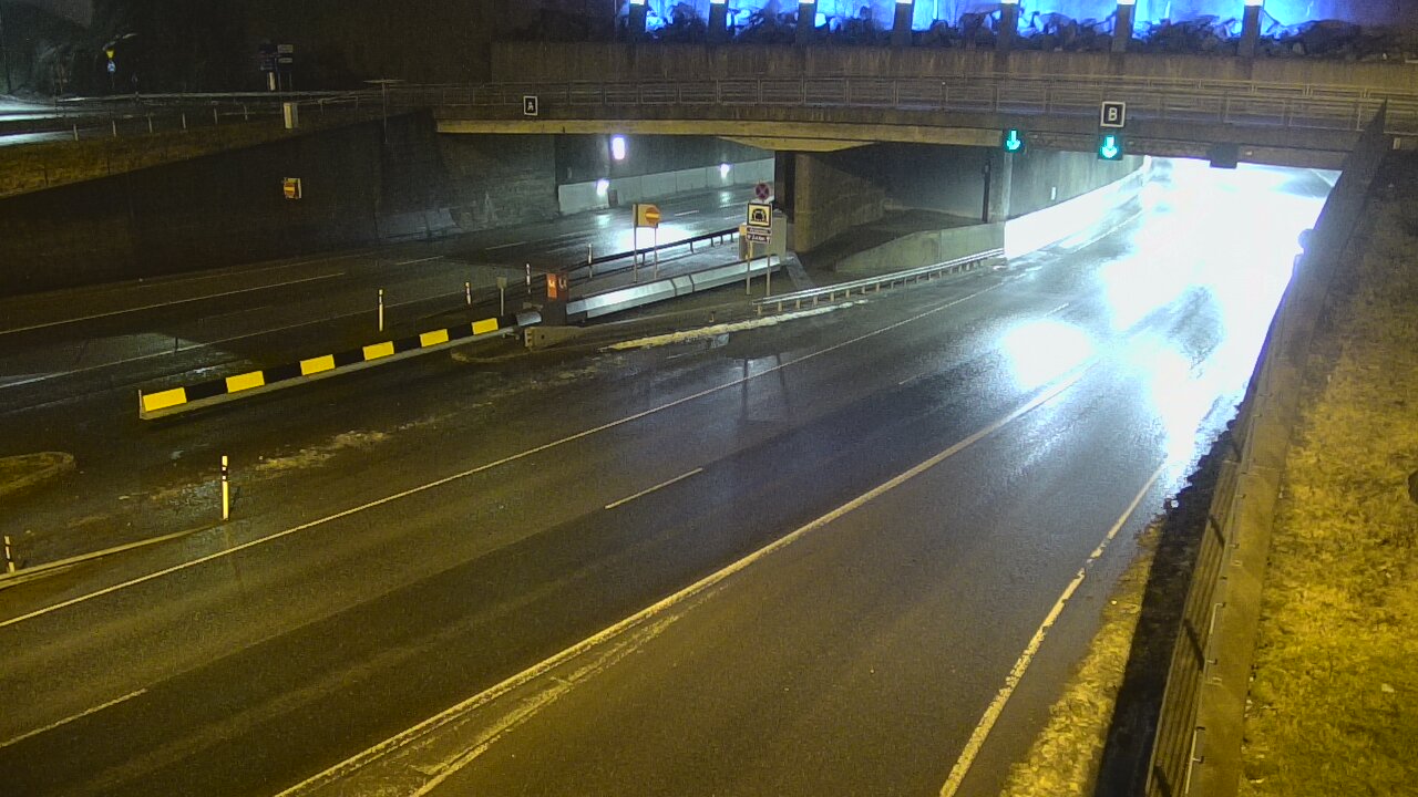 Weather Camera Image Väg 12 Tammerfors, Rantatunneli bom, öster, Tampere, Pirkanmaa