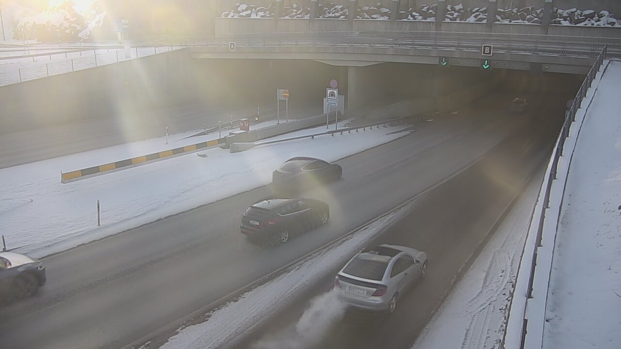 Weather Camera Image Väg 12 Tammerfors, Rantatunneli bom, öster, Tampere, Pirkanmaa