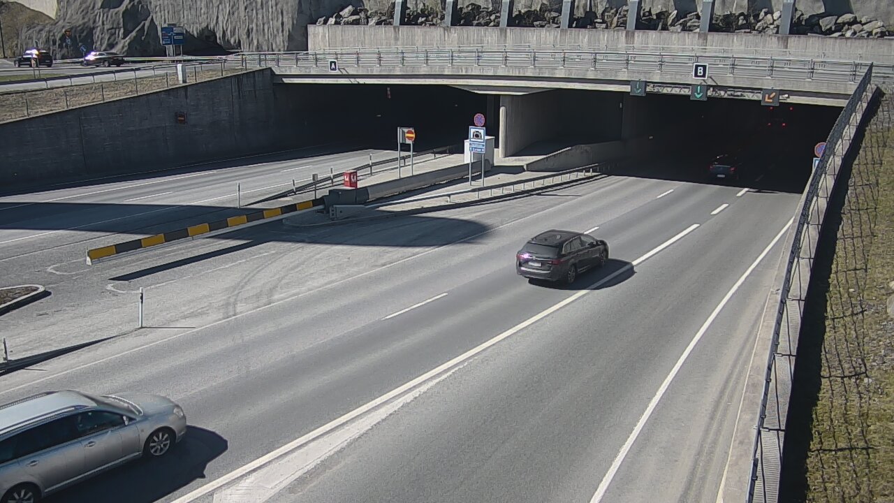 Kelikamerat Kuva Tie 12 Tampere, Rantatunneli puomi, itä, Tampere, Pirkanmaa