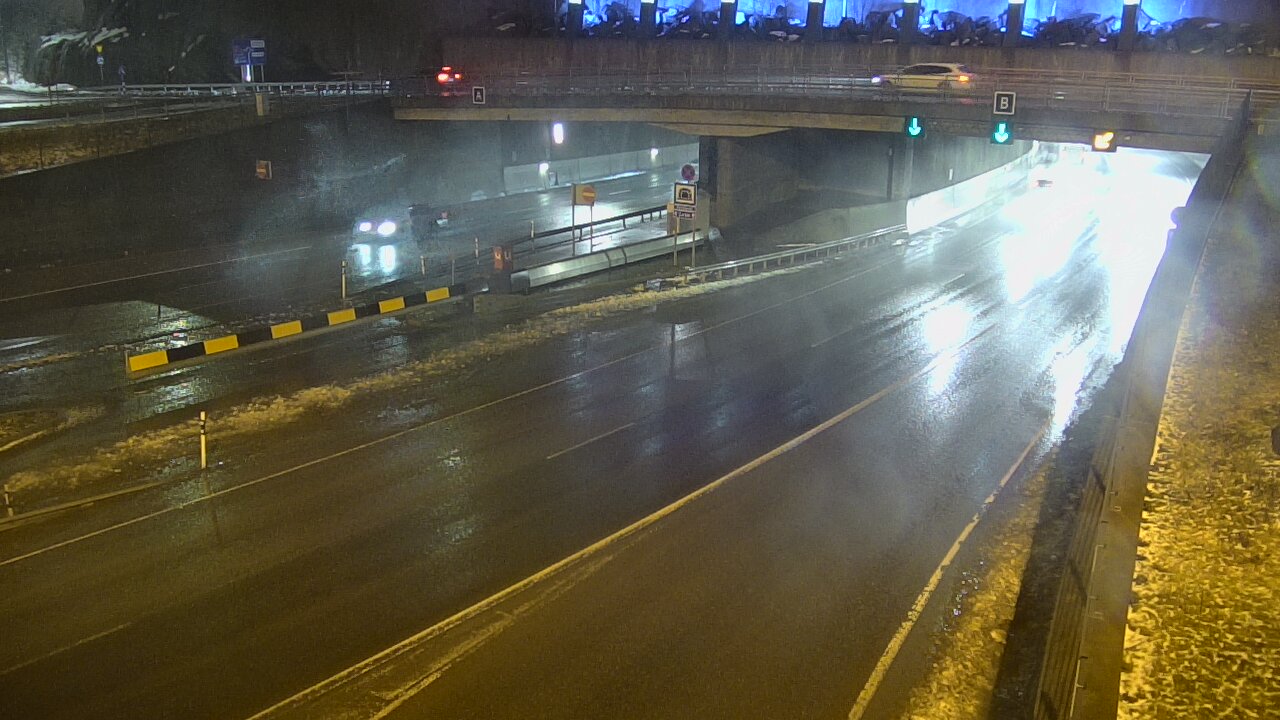 Weather Camera Image Väg 12 Tammerfors, Rantatunneli bom, öster, Tampere, Pirkanmaa