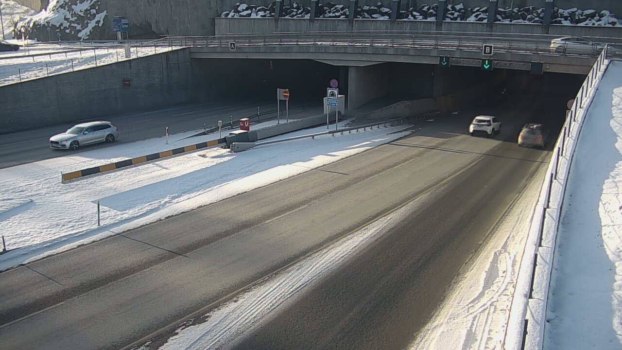 Weather Camera Image Väg 12 Tammerfors, Rantatunneli bom, öster, Tampere, Pirkanmaa