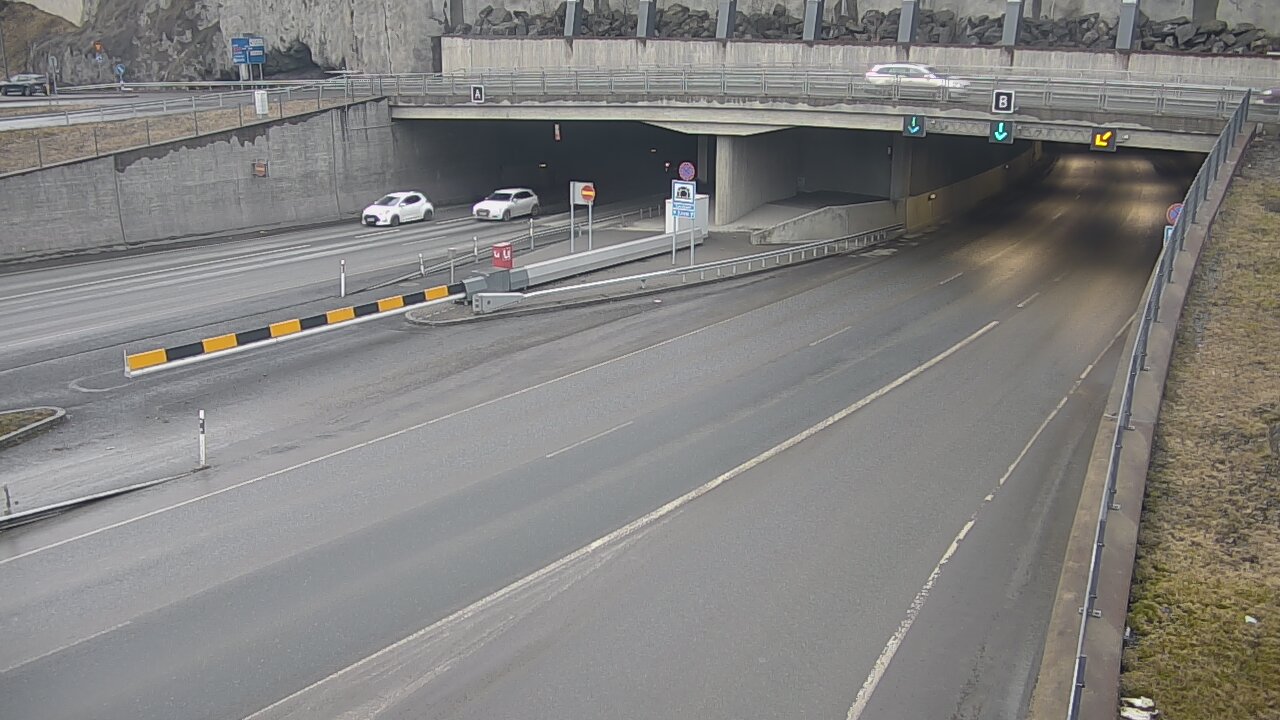 Kelikamerat Kuva Tie 12 Tampere, Rantatunneli puomi, itä, Tampere, Pirkanmaa