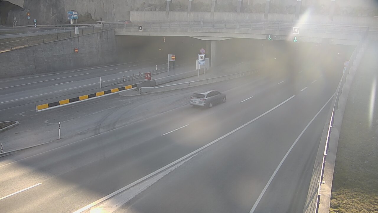 Kelikamerat Kuva Tie 12 Tampere, Rantatunneli puomi, itä, Tampere, Pirkanmaa