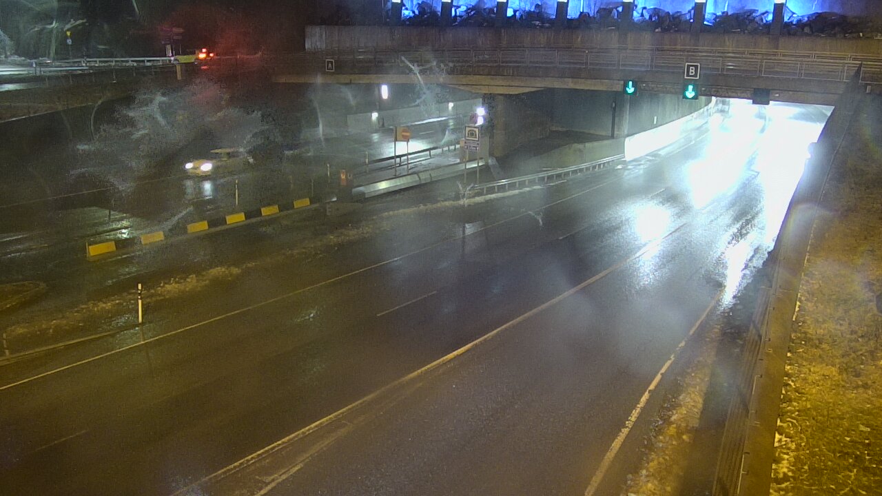 Weather Camera Image Väg 12 Tammerfors, Rantatunneli bom, öster, Tampere, Pirkanmaa