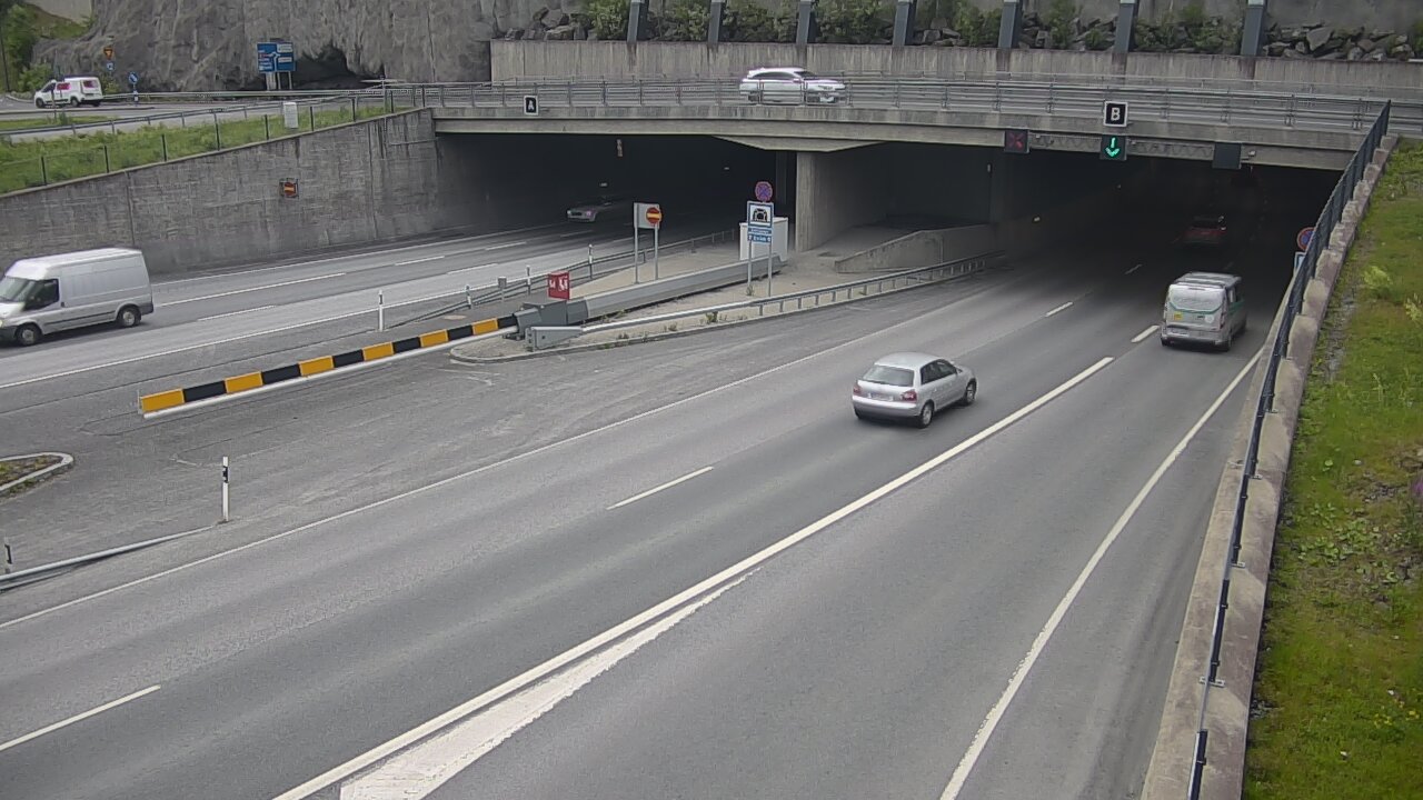 Kelikamerat Kuva Tie 12 Tampere, Rantatunneli puomi, itä, Tampere, Pirkanmaa