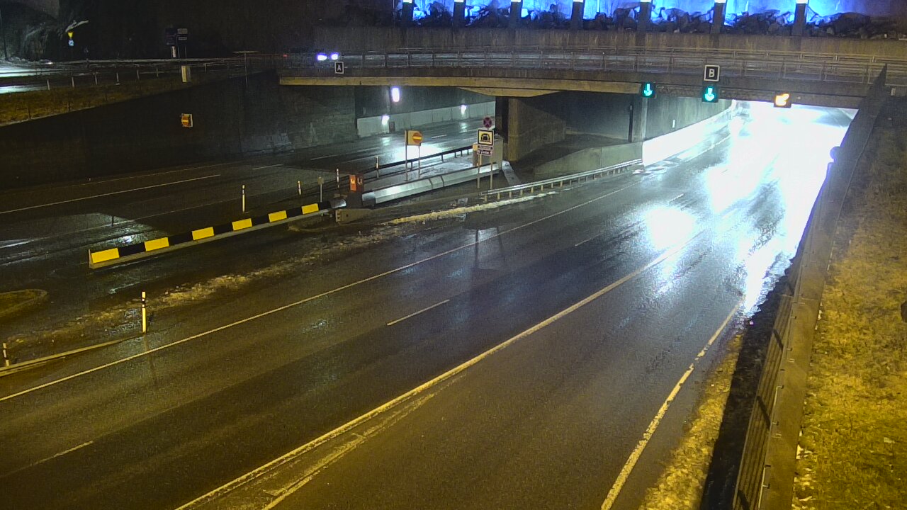 Weather Camera Image Väg 12 Tammerfors, Rantatunneli bom, öster, Tampere, Pirkanmaa