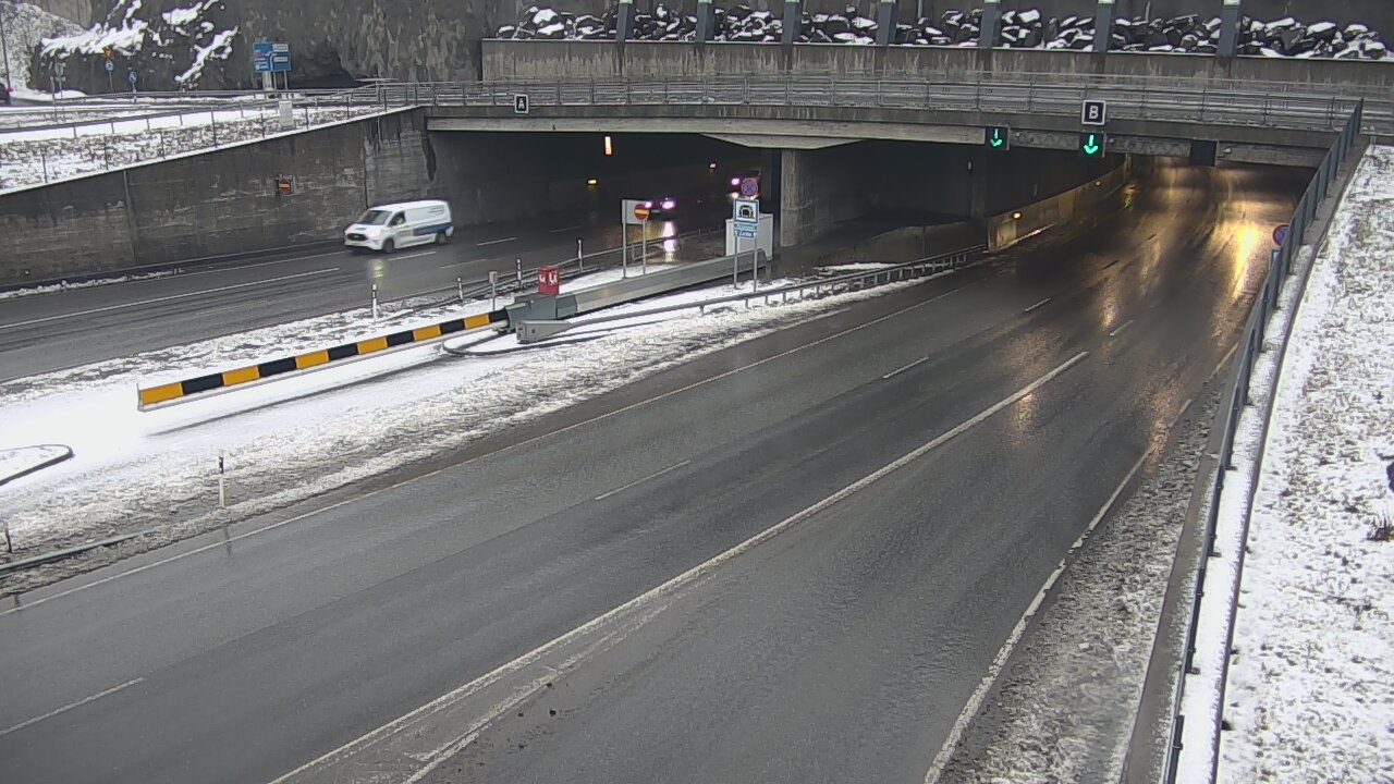 Kelikamerat Kuva Tie 12 Tampere, Rantatunneli puomi, itä, Tampere, Pirkanmaa