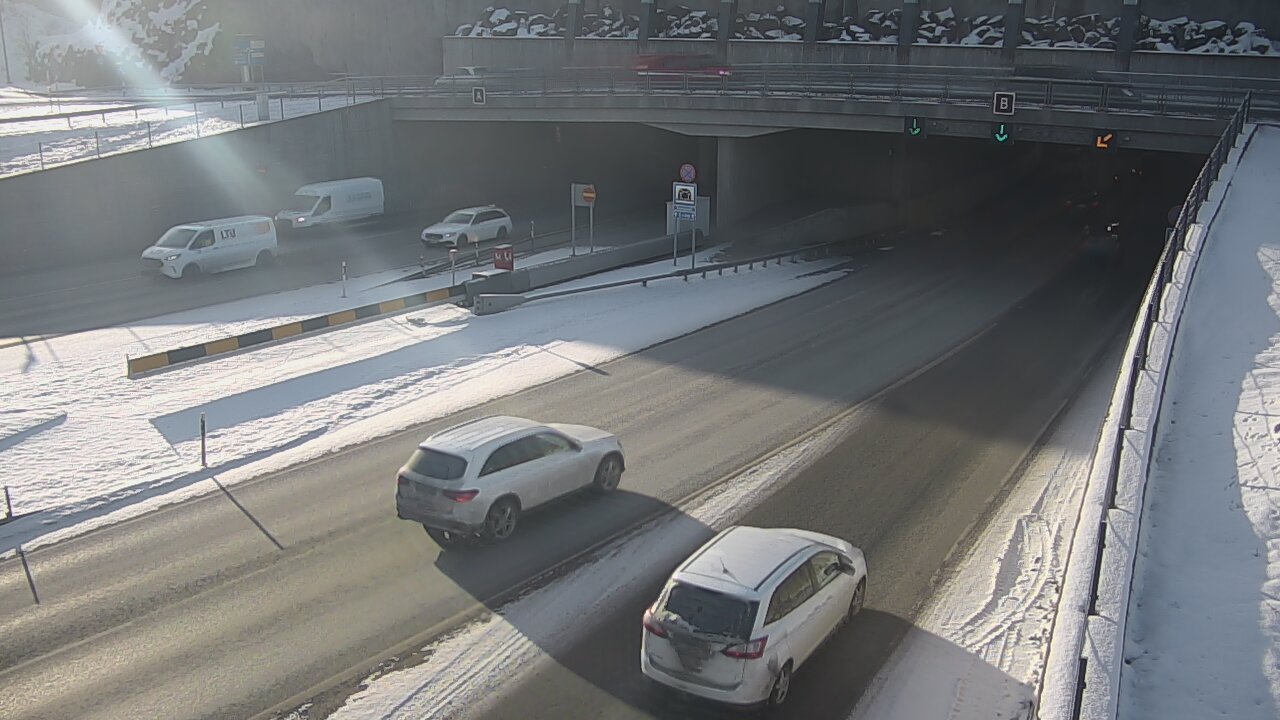 Weather Camera Image Väg 12 Tammerfors, Rantatunneli bom, öster, Tampere, Pirkanmaa