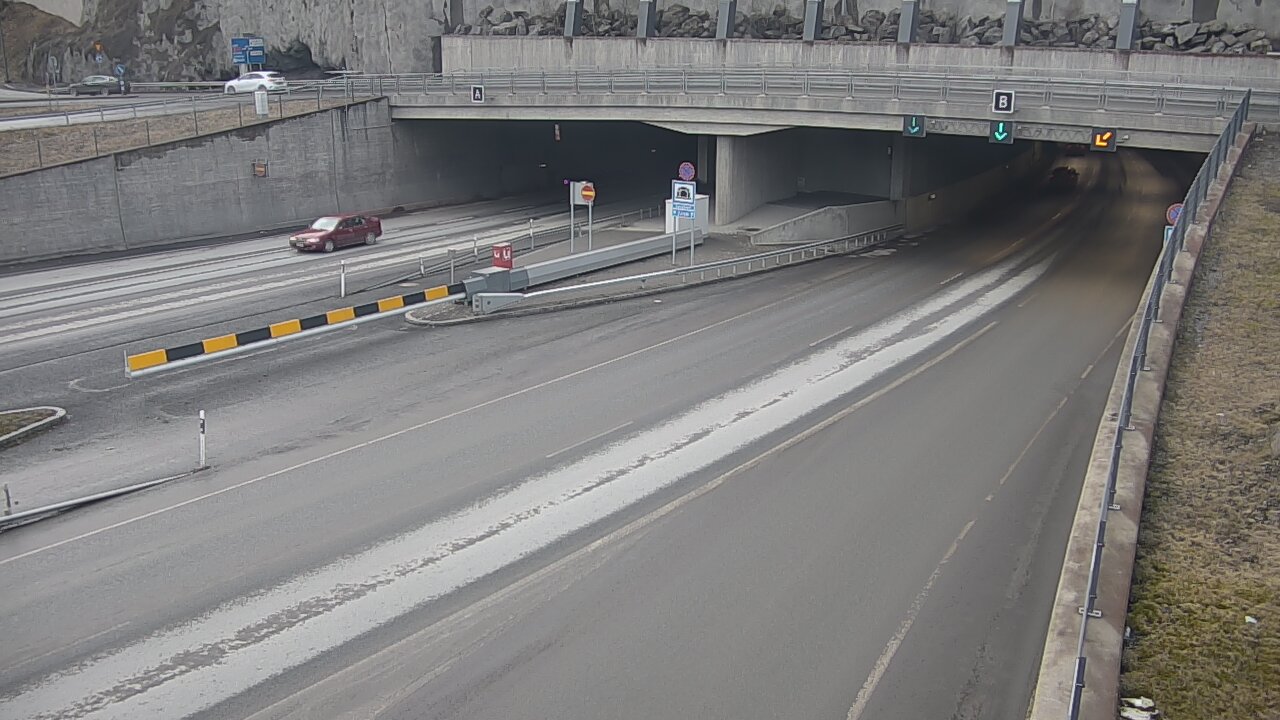 Kelikamerat Kuva Tie 12 Tampere, Rantatunneli puomi, itä, Tampere, Pirkanmaa