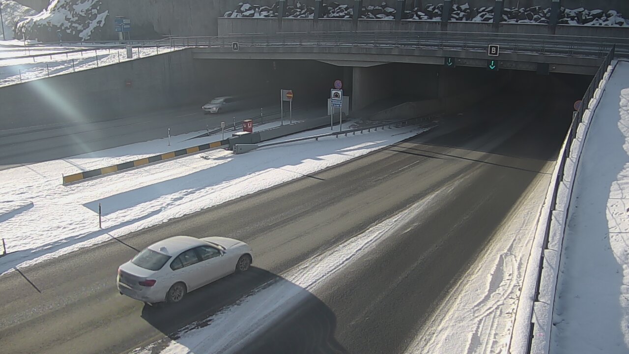 Kelikamerat Kuva Tie 12 Tampere, Rantatunneli puomi, itä, Tampere, Pirkanmaa