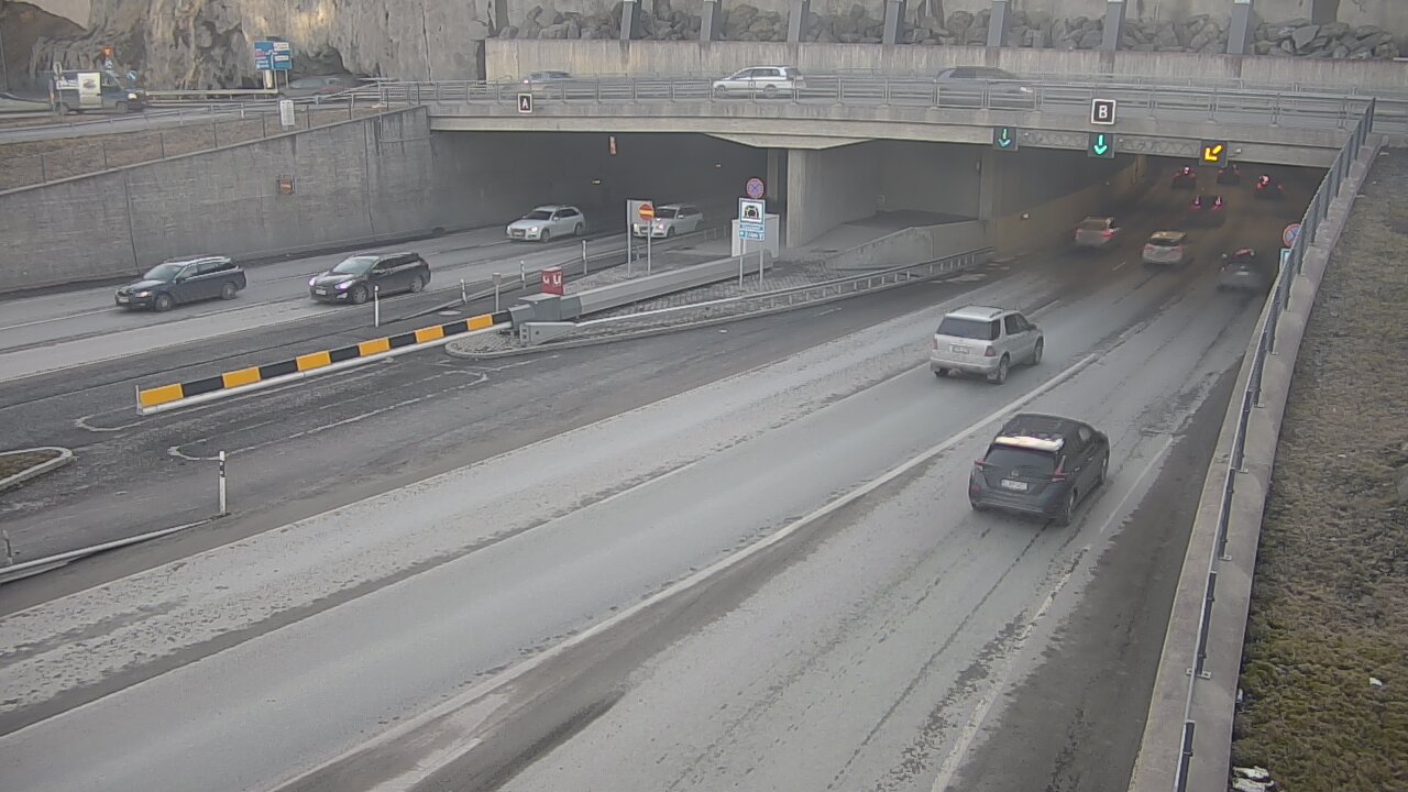 Kelikamerat Kuva Tie 12 Tampere, Rantatunneli puomi, itä, Tampere, Pirkanmaa