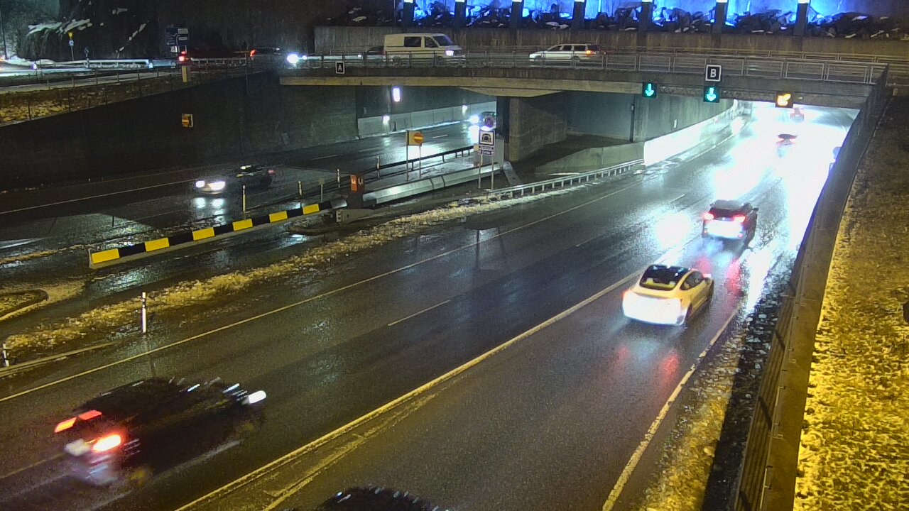 Weather Camera Image Väg 12 Tammerfors, Rantatunneli bom, öster, Tampere, Pirkanmaa