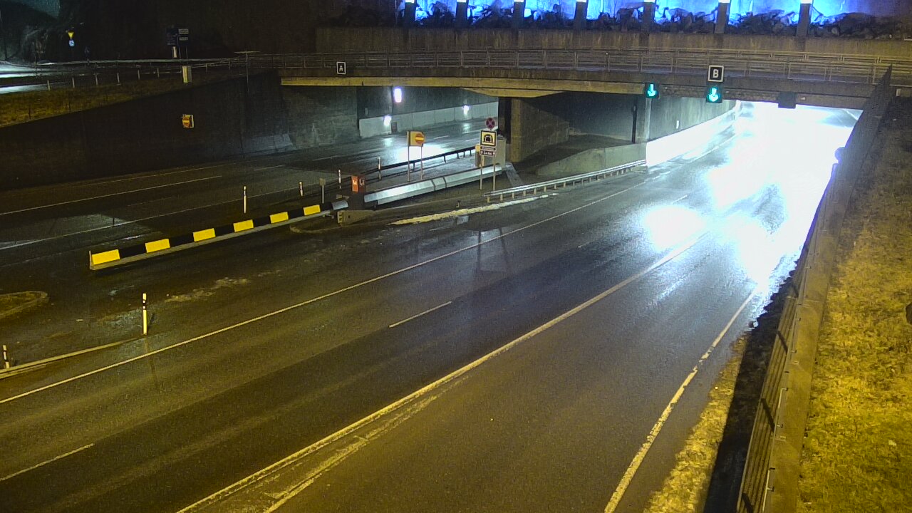Weather Camera Image Väg 12 Tammerfors, Rantatunneli bom, öster, Tampere, Pirkanmaa