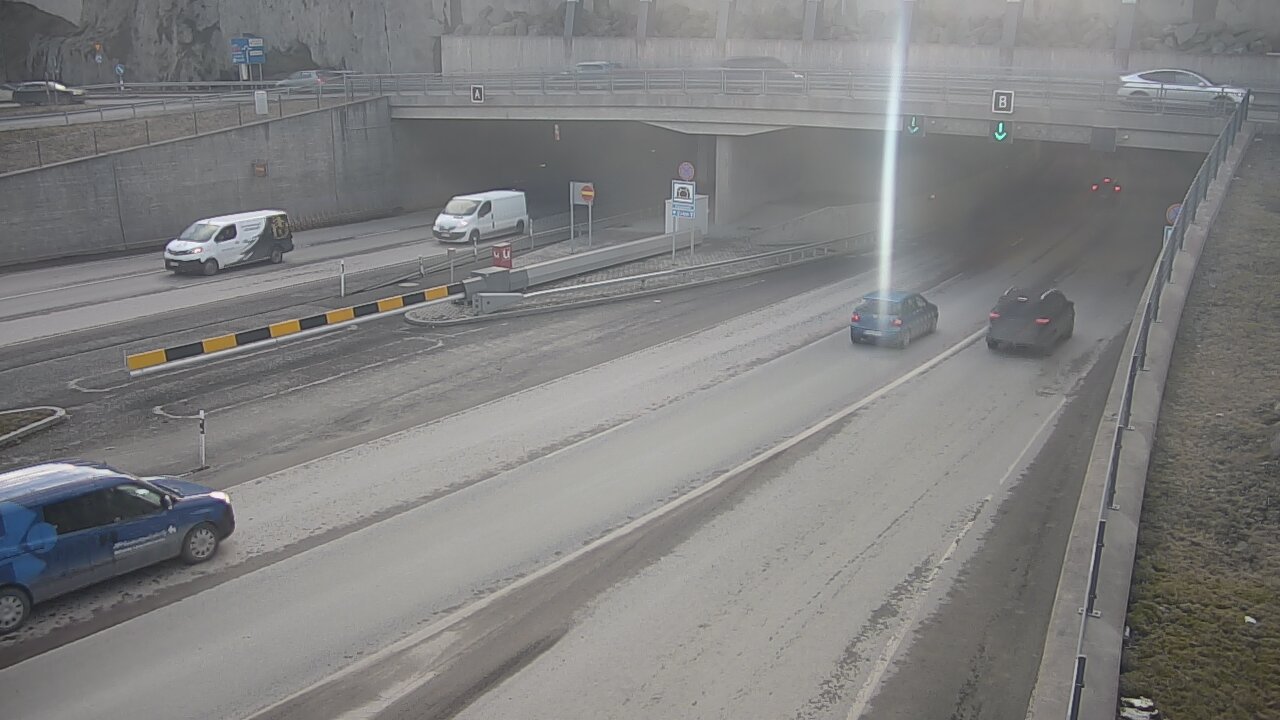 Kelikamerat Kuva Tie 12 Tampere, Rantatunneli puomi, itä, Tampere, Pirkanmaa