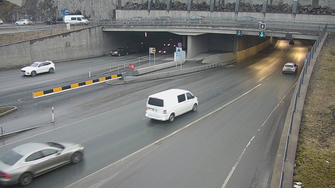 Kelikamerat Kuva Tie 12 Tampere, Rantatunneli puomi, itä, Tampere, Pirkanmaa