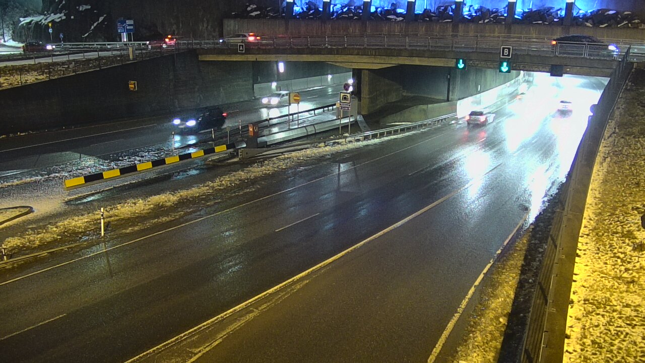 Weather Camera Image Väg 12 Tammerfors, Rantatunneli bom, öster, Tampere, Pirkanmaa