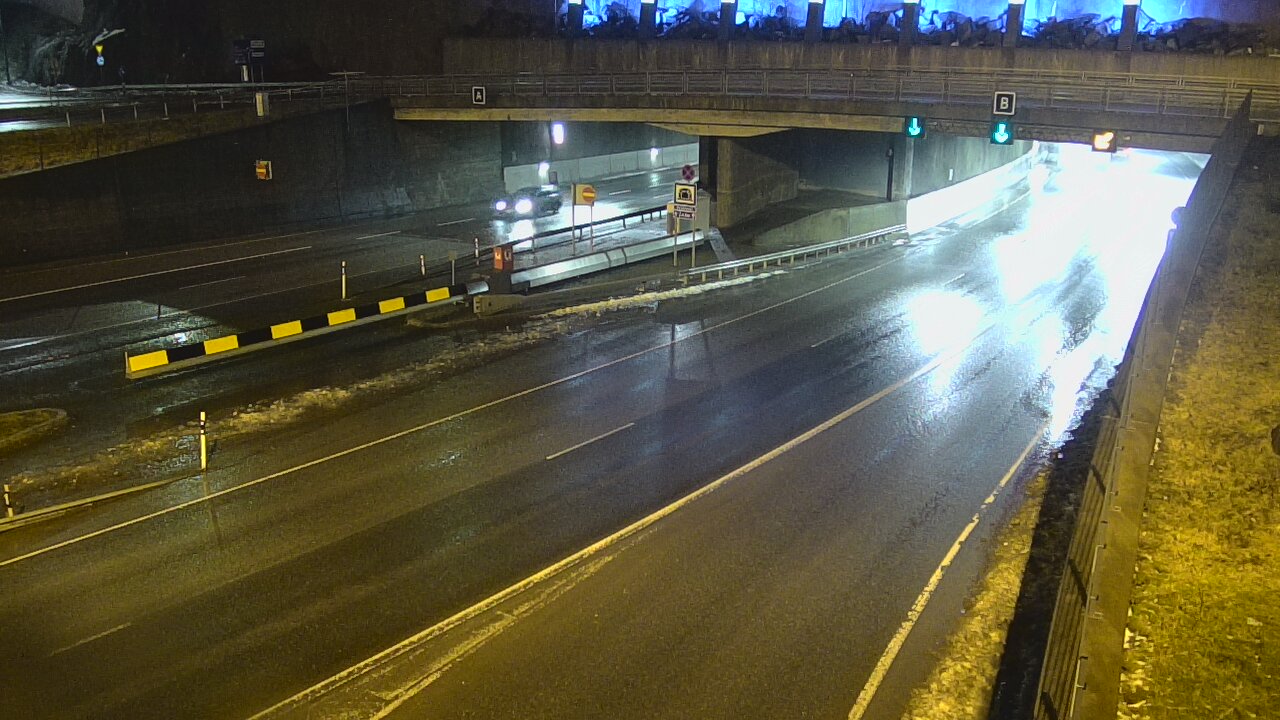 Weather Camera Image Väg 12 Tammerfors, Rantatunneli bom, öster, Tampere, Pirkanmaa