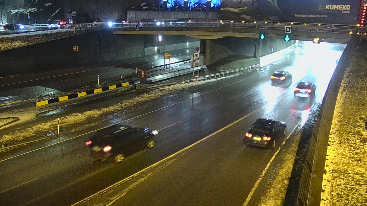 Weather Camera Image Väg 12 Tammerfors, Rantatunneli bom, öster, Tampere, Pirkanmaa