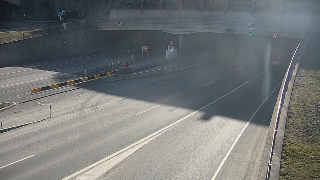Kelikamerat Kuva Tie 12 Tampere, Rantatunneli puomi, itä, Tampere, Pirkanmaa