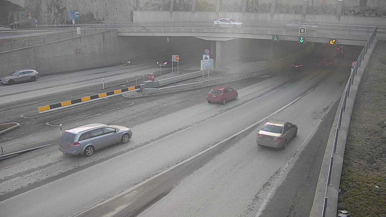 Kelikamerat Kuva Tie 12 Tampere, Rantatunneli puomi, itä, Tampere, Pirkanmaa