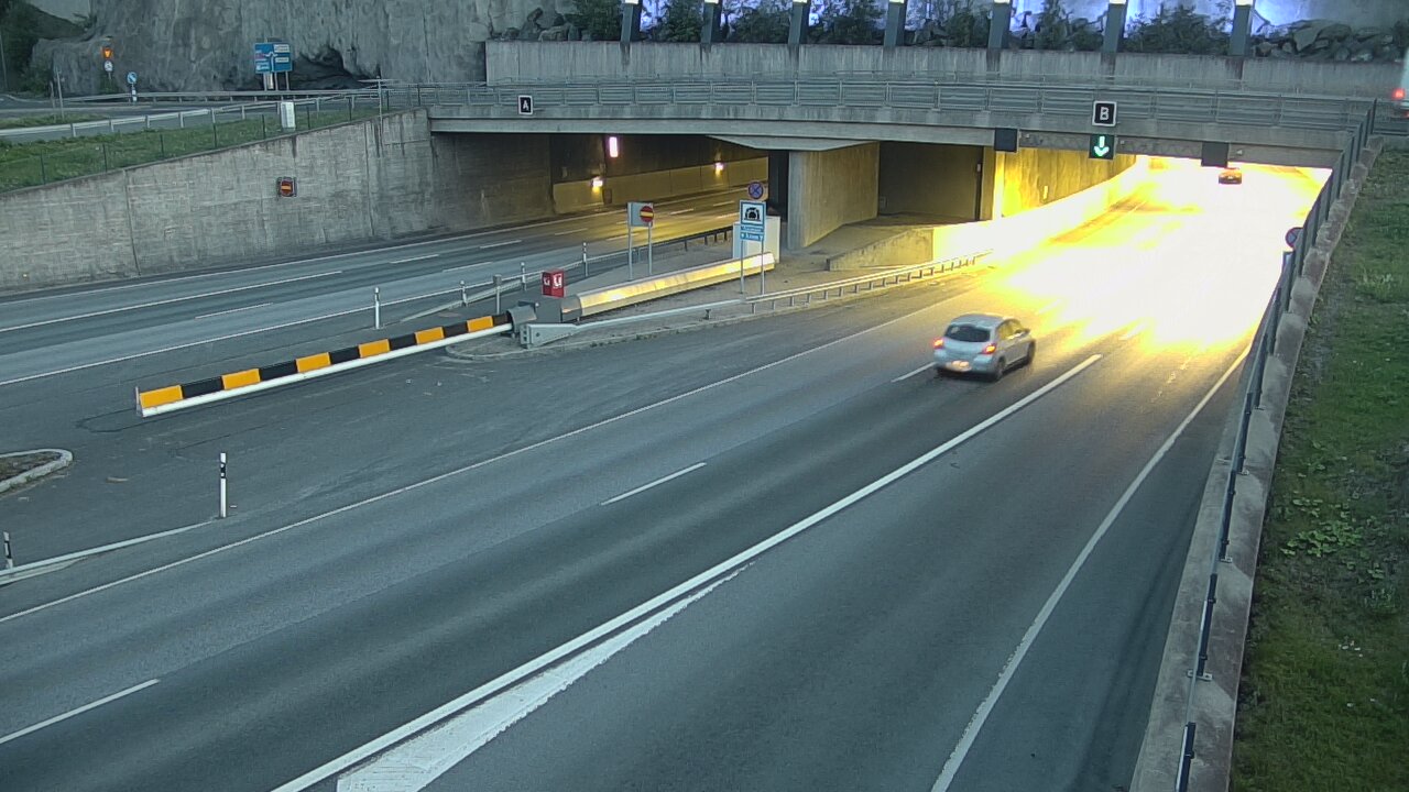 Kelikamerat Kuva Tie 12 Tampere, Rantatunneli puomi, itä, Tampere, Pirkanmaa