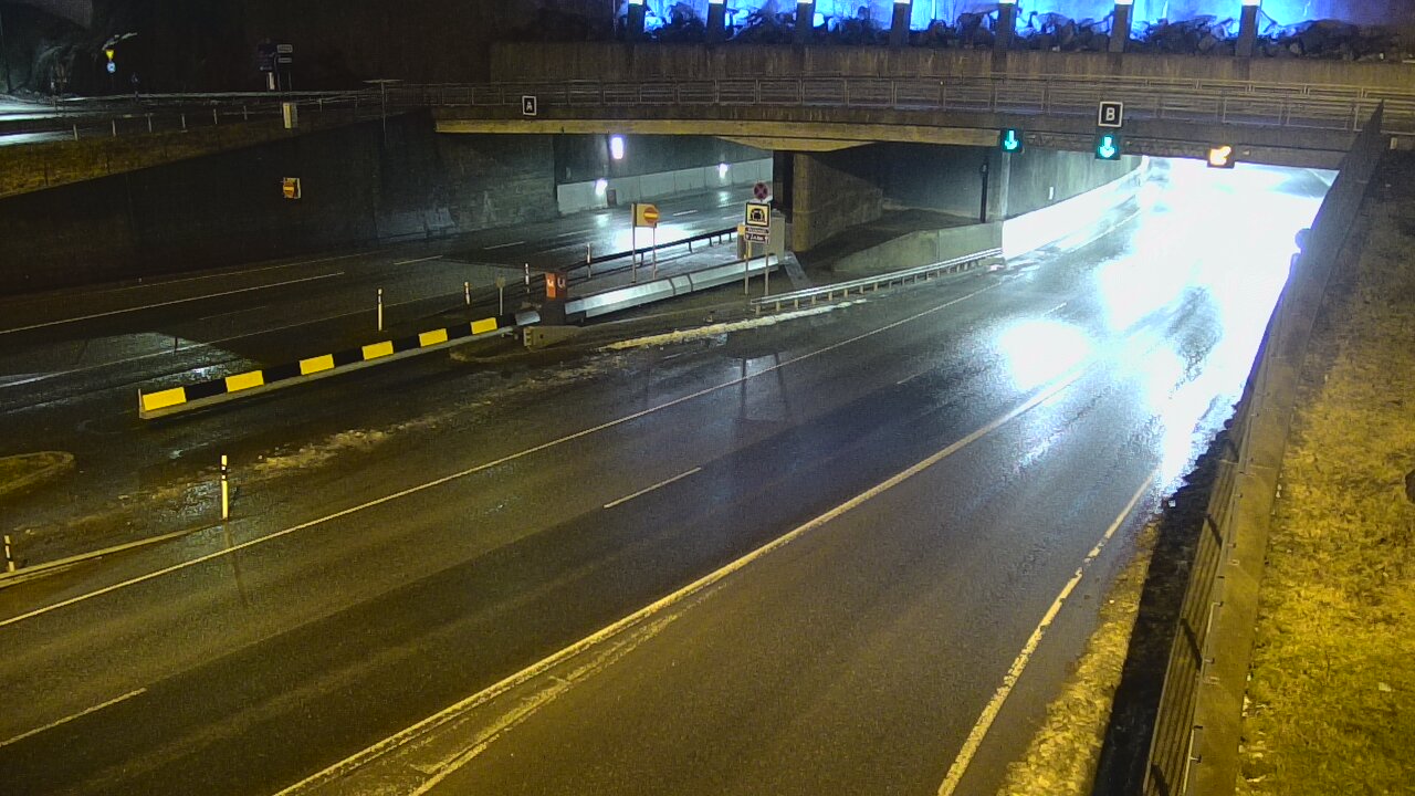Weather Camera Image Väg 12 Tammerfors, Rantatunneli bom, öster, Tampere, Pirkanmaa