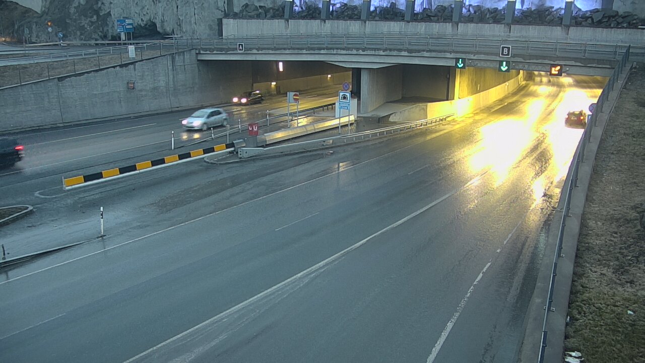 Kelikamerat Kuva Tie 12 Tampere, Rantatunneli puomi, itä, Tampere, Pirkanmaa