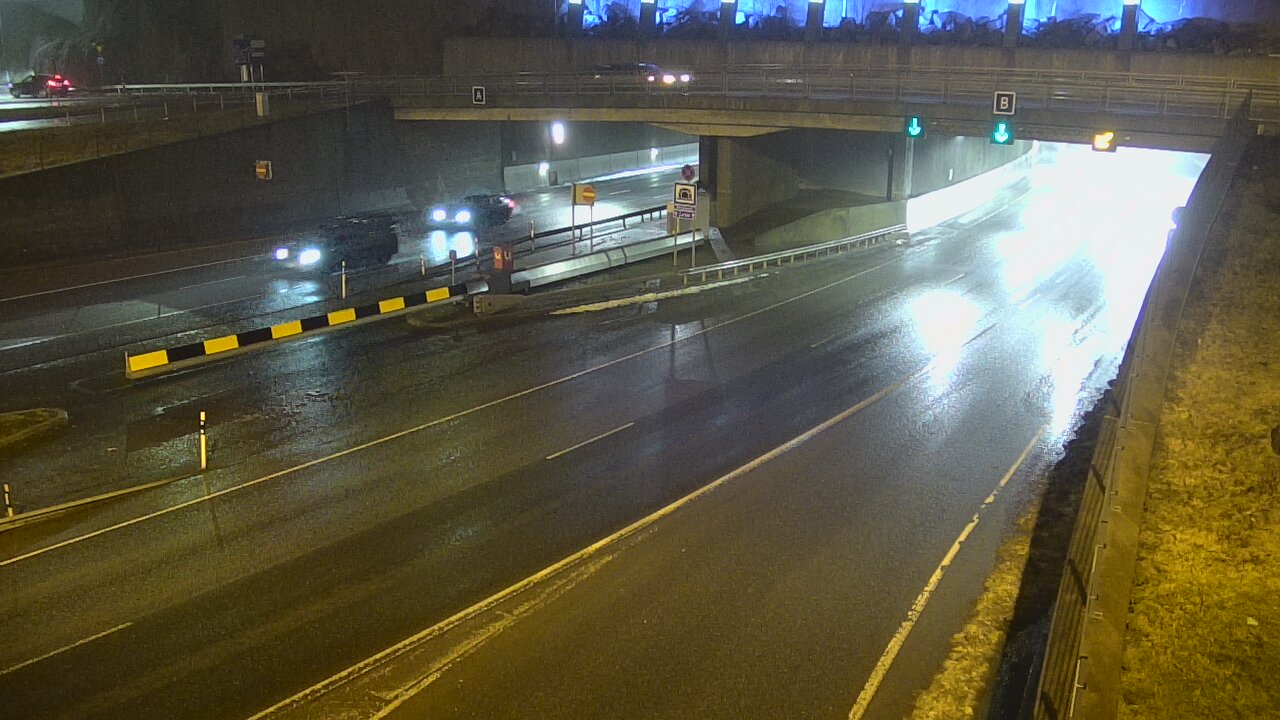 Weather Camera Image Road 12 Tampere, Rantatunneli boom, east, Tampere, Pirkanmaa