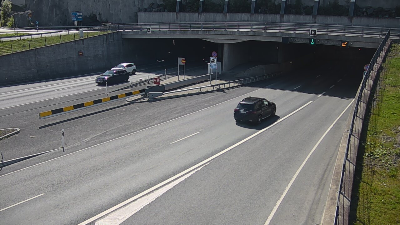 Kelikamerat Kuva Tie 12 Tampere, Rantatunneli puomi, itä, Tampere, Pirkanmaa