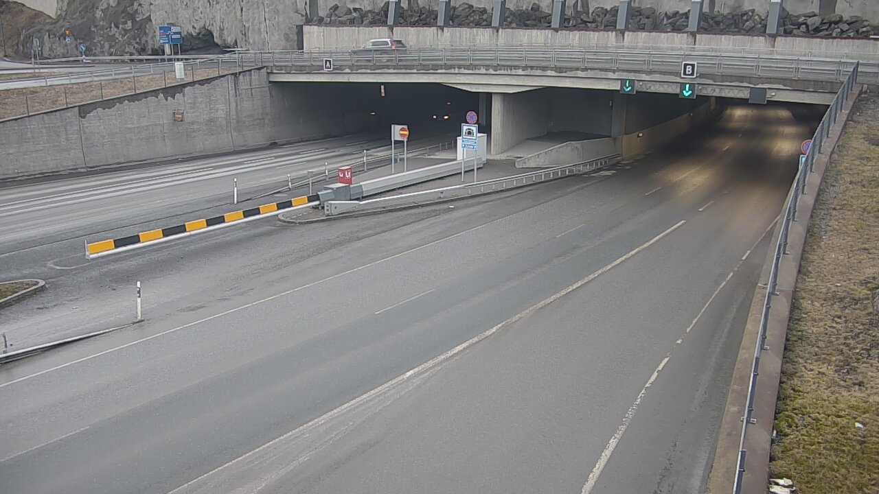 Kelikamerat Kuva Tie 12 Tampere, Rantatunneli puomi, itä, Tampere, Pirkanmaa