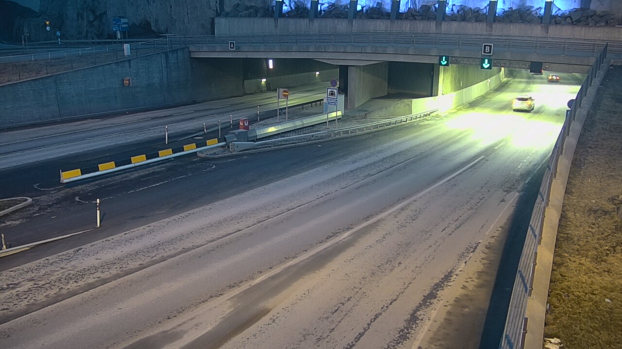 Kelikamerat Kuva Tie 12 Tampere, Rantatunneli puomi, itä, Tampere, Pirkanmaa