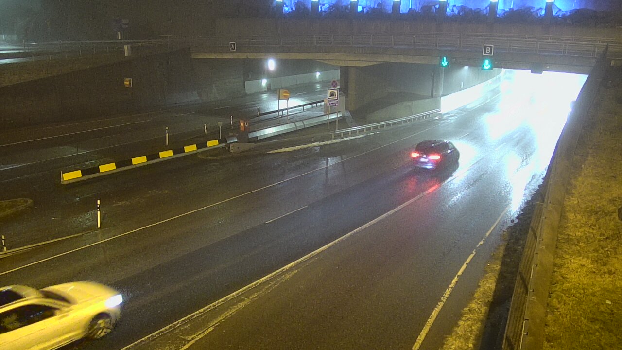 Weather Camera Image Road 12 Tampere, Rantatunneli boom, east, Tampere, Pirkanmaa