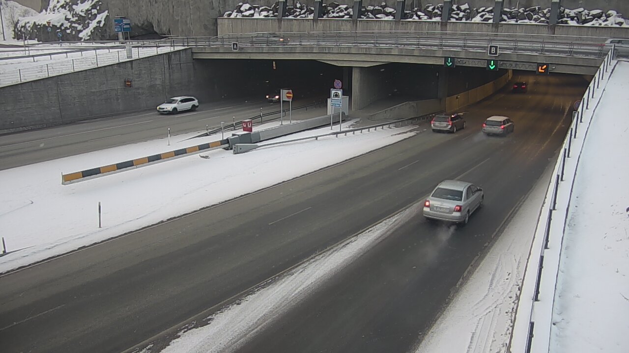 Weather Camera Image Väg 12 Tammerfors, Rantatunneli bom, öster, Tampere, Pirkanmaa
