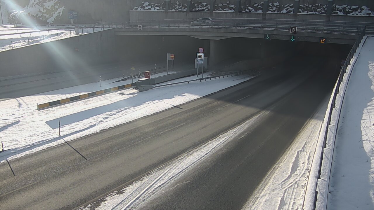 Kelikamerat Kuva Tie 12 Tampere, Rantatunneli puomi, itä, Tampere, Pirkanmaa