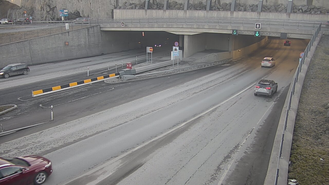 Kelikamerat Kuva Tie 12 Tampere, Rantatunneli puomi, itä, Tampere, Pirkanmaa