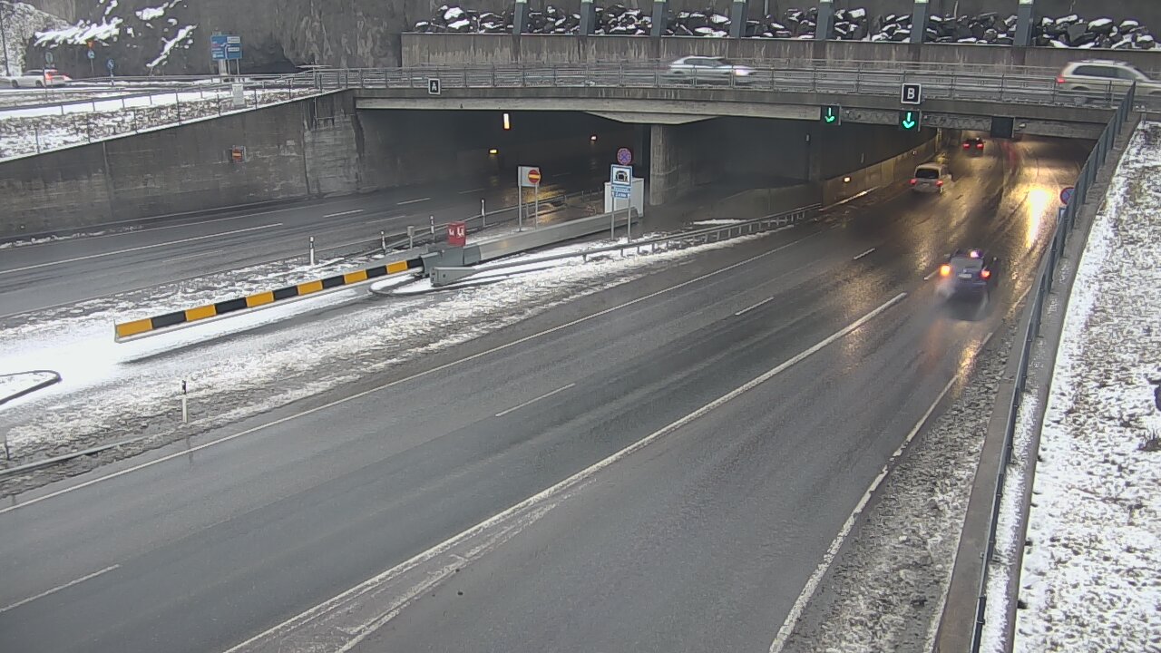 Kelikamerat Kuva Tie 12 Tampere, Rantatunneli puomi, itä, Tampere, Pirkanmaa