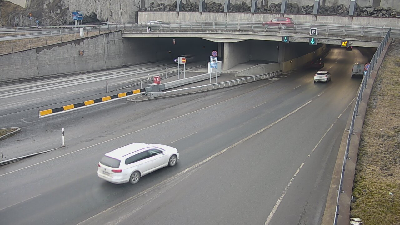 Kelikamerat Kuva Tie 12 Tampere, Rantatunneli puomi, itä, Tampere, Pirkanmaa