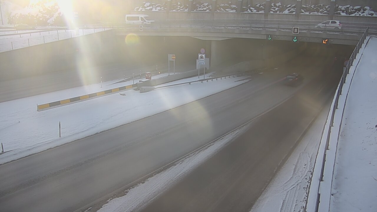 Weather Camera Image Väg 12 Tammerfors, Rantatunneli bom, öster, Tampere, Pirkanmaa