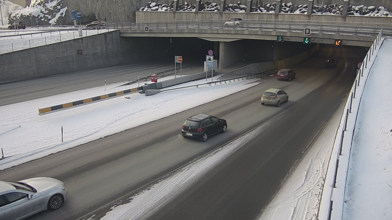 Weather Camera Image Väg 12 Tammerfors, Rantatunneli bom, öster, Tampere, Pirkanmaa